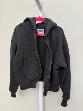 ZARA Kids Black Zip-Up Hoodie size 9-10